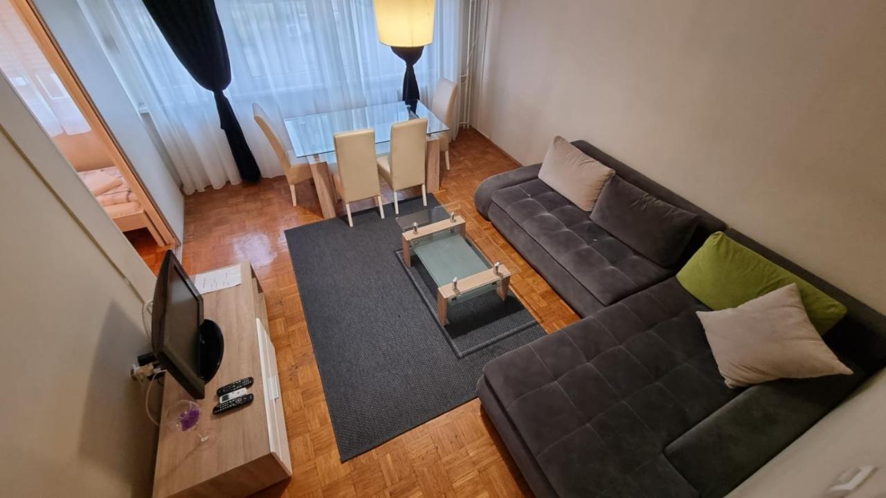 Slavija Square Apartments ベオグラード エクステリア 写真