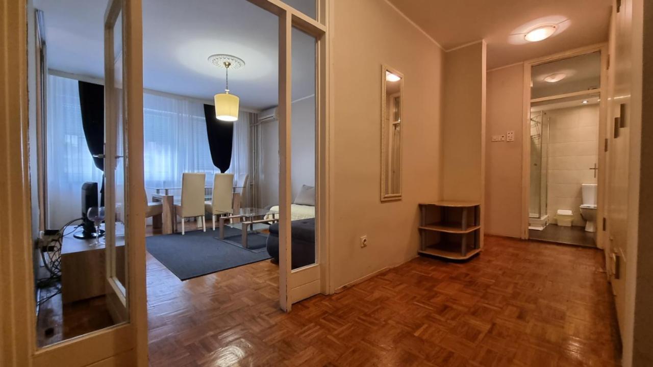 Slavija Square Apartments ベオグラード エクステリア 写真