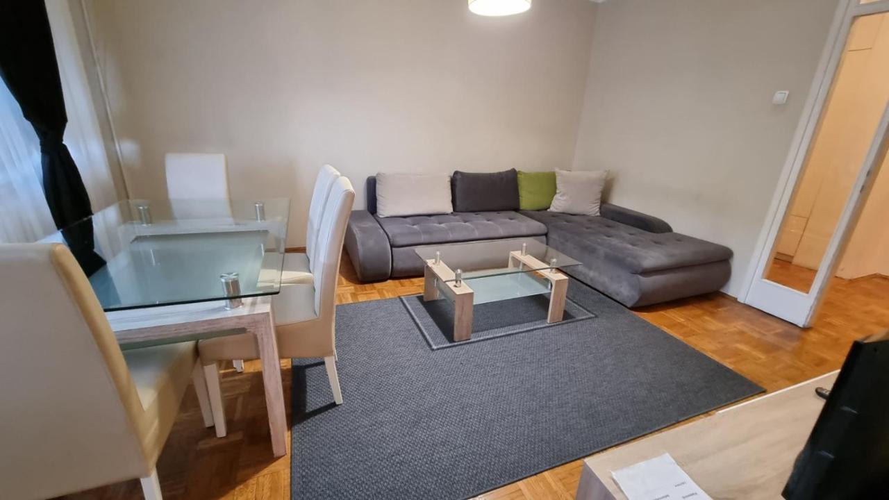 Slavija Square Apartments ベオグラード エクステリア 写真