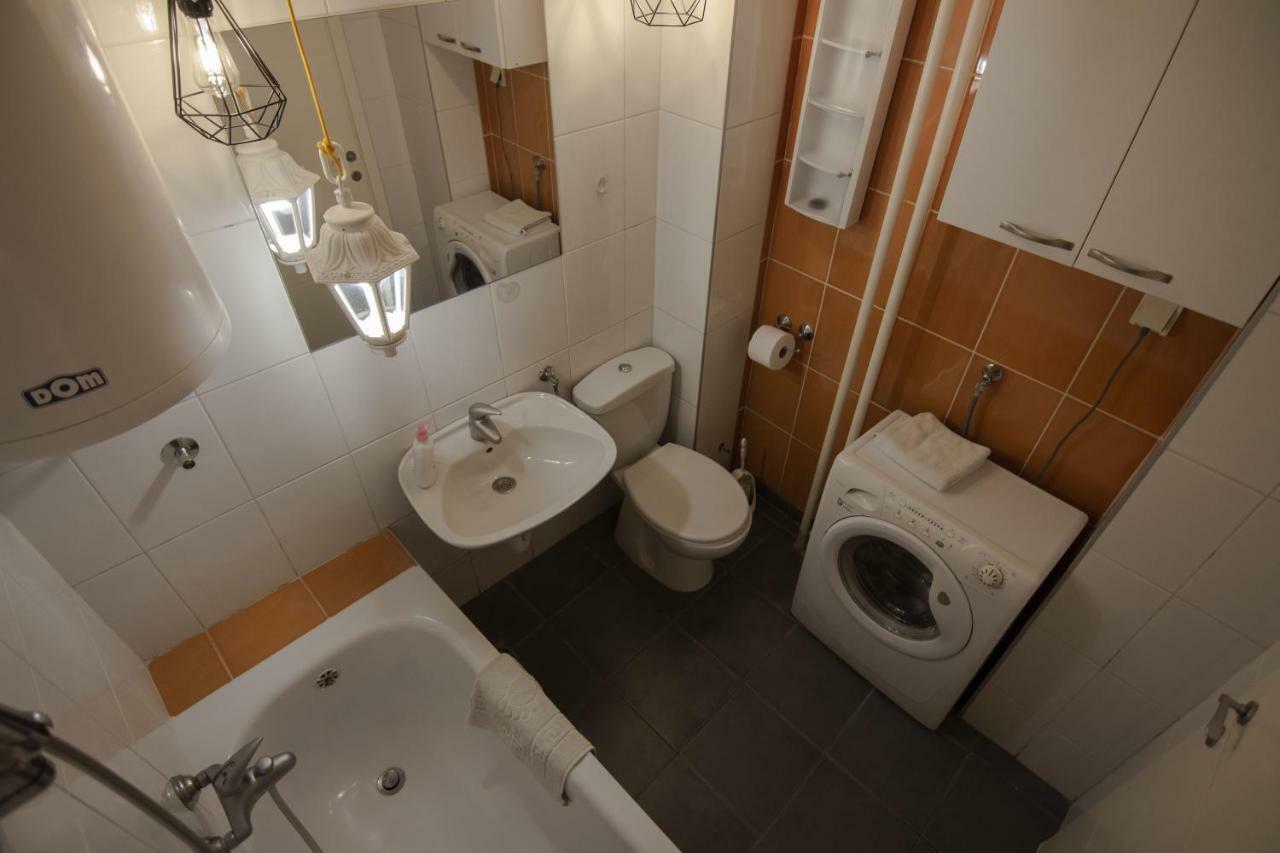 Slavija Square Apartments ベオグラード エクステリア 写真