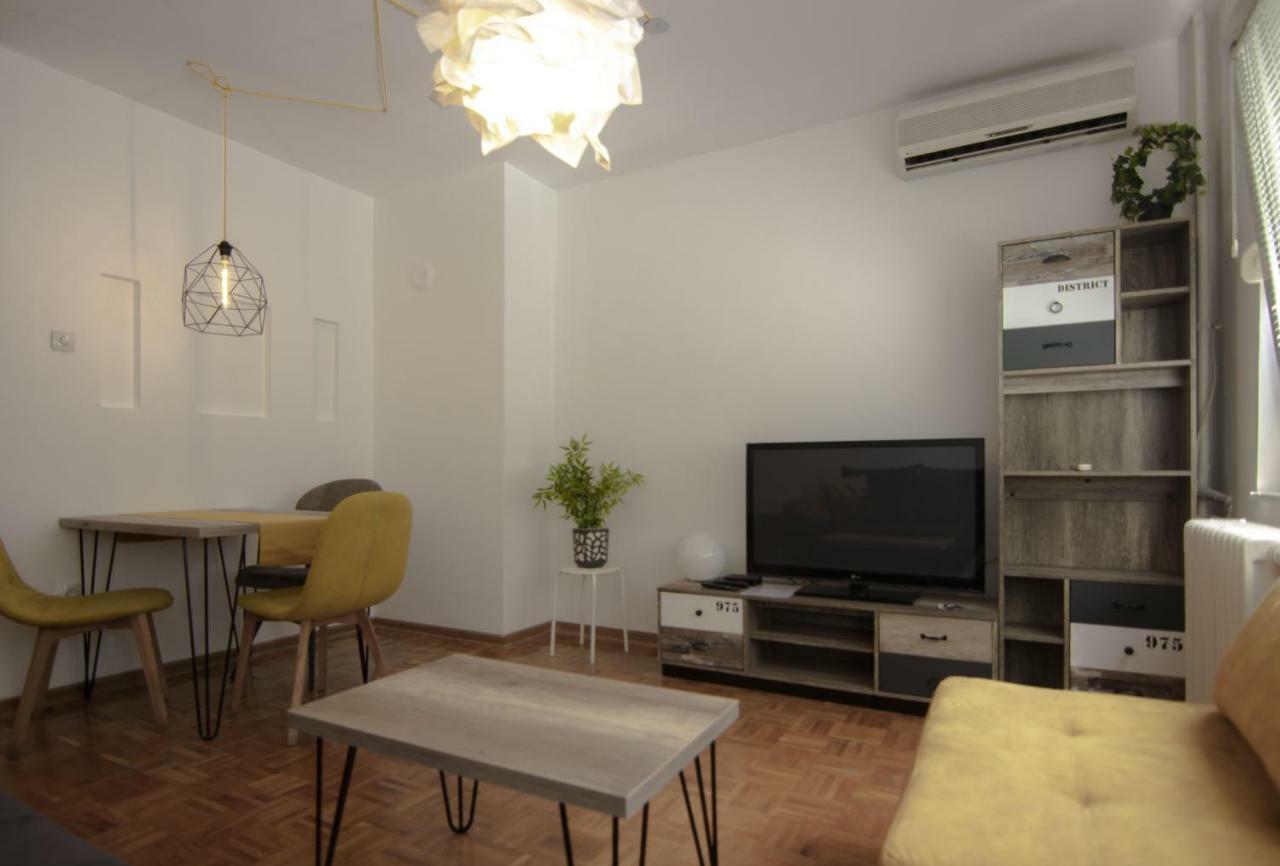 Slavija Square Apartments ベオグラード エクステリア 写真