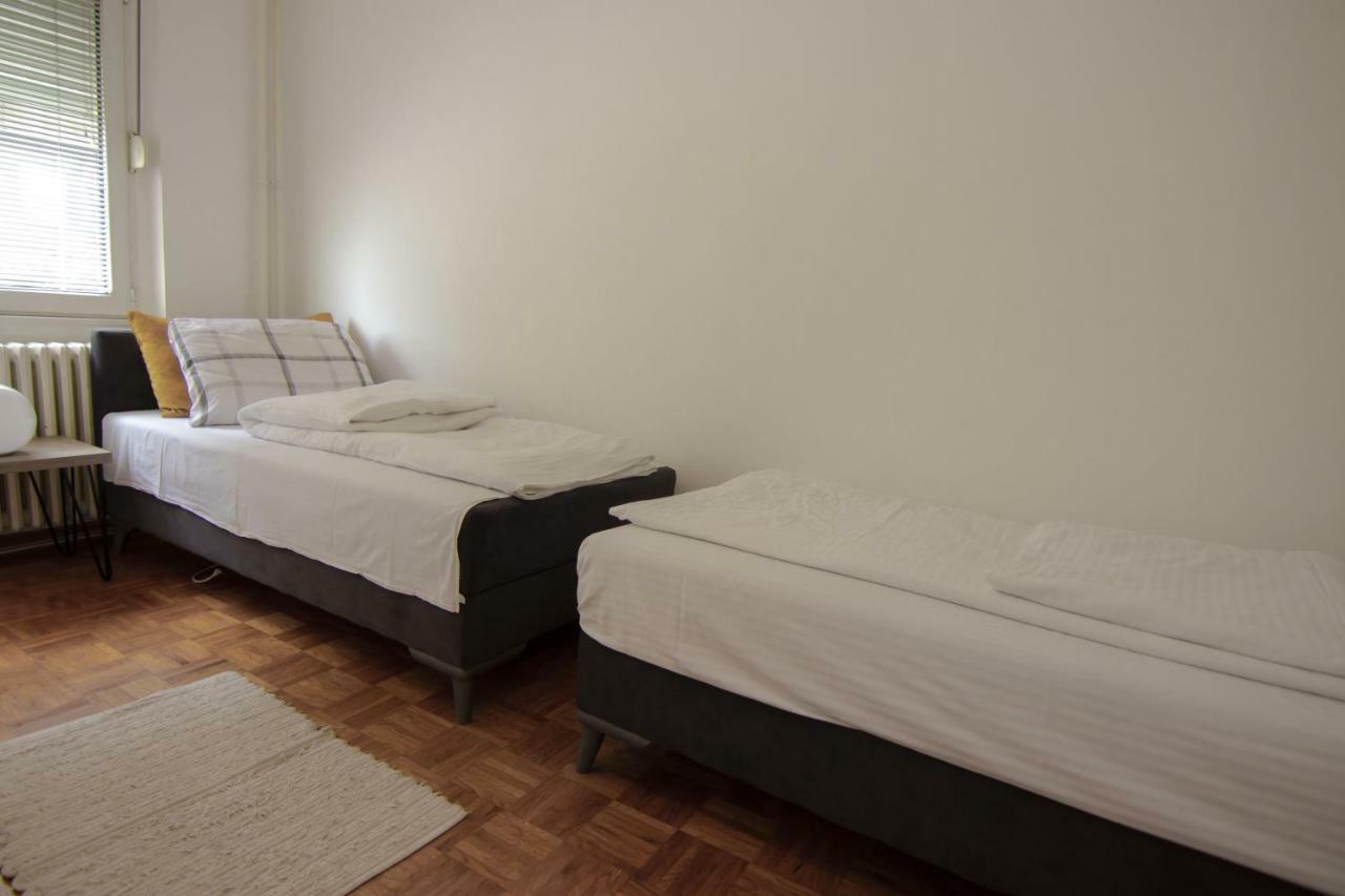Slavija Square Apartments ベオグラード エクステリア 写真